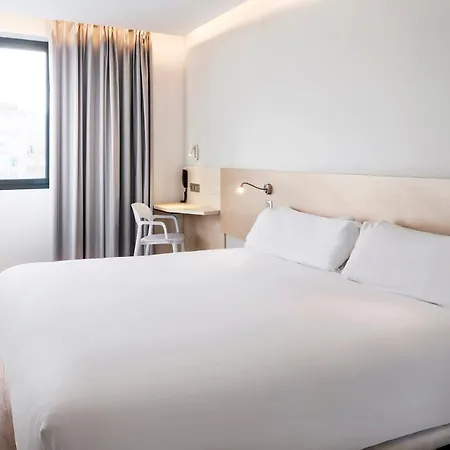 Centro 3* مالقة